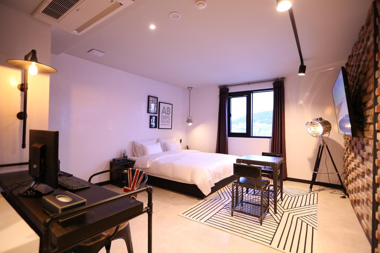 Dae Yeon Le Idea Hotel Busan Bagian luar foto