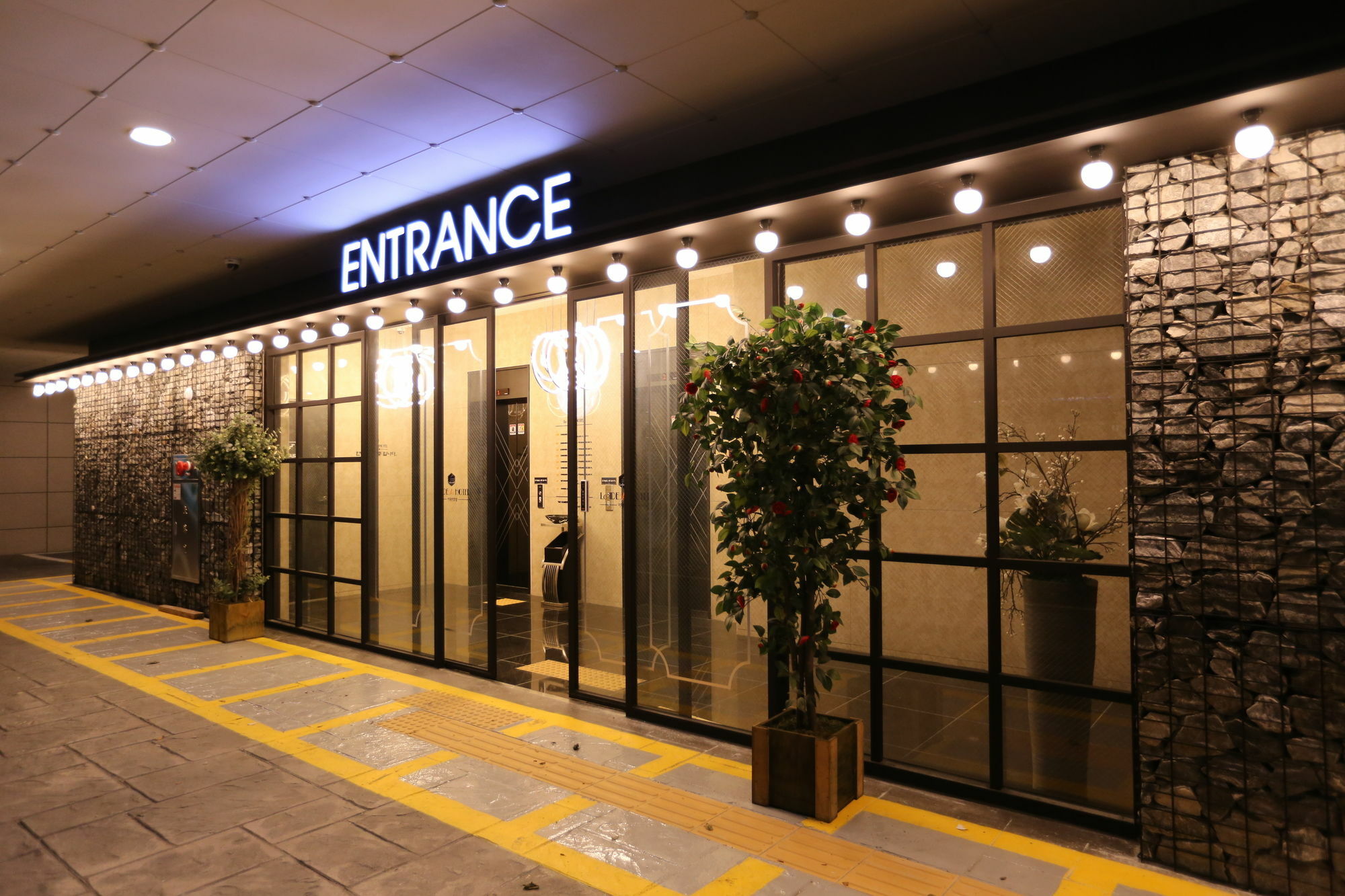Dae Yeon Le Idea Hotel Busan Bagian luar foto